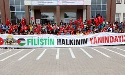 Minik yüreklerden Filistin'e destek