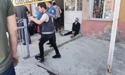 Sofrada başından vurdular