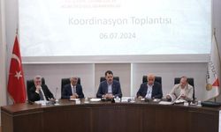 Bakan Kurum'dan deprem bölgesi gezisi