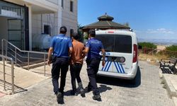 Duvarı delerek milyonluk vurgun yaptılar