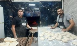 Fırıncıların ocak başında zorlu çörek mesaisi