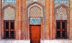 Sivas'ın Sultanı 1.İzzettin Keykavus Türbesi sahipsiz mi?