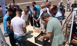 Sivas Müftülüğü aşure ikram etti