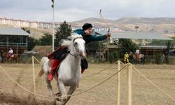 Sivas'ta Atlı Okçuluk il elemeleri yapılıyor
