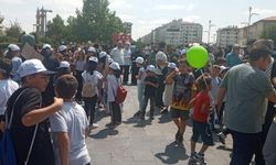 Sivas'ta MGV'li minik yüreklerden dev Gazze desteği