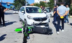 Sivas'ta otomobille motosiklet çarpıştı: 2 yaralı