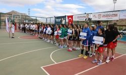 Sivas'ta sokaklar basketçilerin