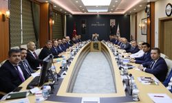 Sivas'ta Vali başkanlığında hizmet toplantısı