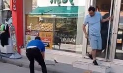 Sivaslı esnafların farelerle başı dertte