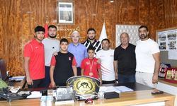 Sivas Demirspor Kulübü başarılı Güreşçileri ödüllendirdi