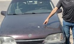 Sivas'ta yorgun mermi arabayı deldi