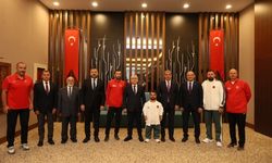 Sivas Valisi'nden olimpiyat sporcularına ziyaret