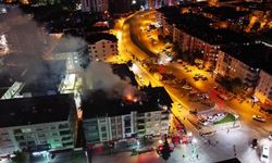 Elektrik kontağı 2 daireyi yaktı