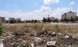 İl Özel İdaresi'ne ait arsa merakla bekleniyor