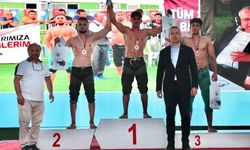 Muhsin Yazıcıoğlu Karakucak Güreşleri Sivas'ta Büyük Coşkuyla Gerçekleşti 