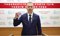 Sivas Belediyesi'nden öğrencilere Gülkart