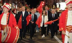 Sivas Kongresi coşkusu geceyi aydınlattı