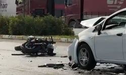 Araç Motosikletle Kafa Kafaya Çarpıştı 1 Ölü 1 Yaralı