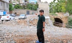Depremden sonra hamam çıktı