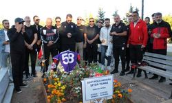 Sivas'ta Samsunsporlular şehidimizi ziyaret etti