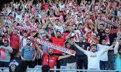 Milli Maç Heyecanı Komşuda: Sivaslı Futbolseverler "Neden Sivas Değil?" Diye Soruyor