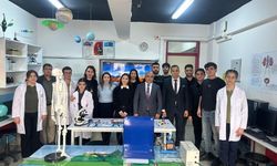 Öğrencilerinden Geleceğin Blim İnsanlarına Laboratuvar Desteği