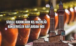 Sivaslı Kadınların Kış Hazırlığı Konserveler Raflardan İndi 