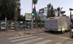 DEM Partili Akdeniz Belediye Başkanı gözaltına alındı