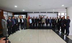 Gazetecilerden Başkan Uzun'a ziyaret