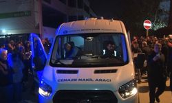 Ünlü Sanatcı Giderken Hayranları Göz Yaşları İle Uğurladı