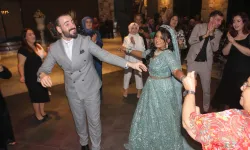 Ülkeler arası aşk evlilik ile taçlandı