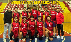 BASKETBOL HAKEMİ GENÇLERİ ÇILDIRTTI….
