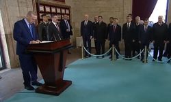 Devlet Erkanı Anıtkabir'de