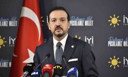 İYİ Parti Sözcüsü Zorlu'dan partiden istifa edenlere yanıt: "Partimizle ilgili değerlendirmelerine dikkat etmelerini tavsiye ediyorum"