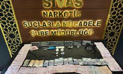 Sivas'ta Uyuşturucu Operasyonunda 3 Tutuklama