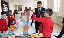 Sivas'ta Çocuklar Oyuncaklar Tasarladı