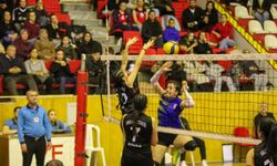 Sivas’ta voleybolda Özel İdare Spor şampiyon