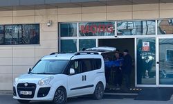 1,5 Yaşındaki Çocuğa Kamyonet Çarptı!