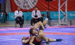 U23 Bayanlar Türkiye Güreş Şampiyonası Sivas'ta Tamamlandı