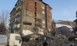 Deprem Değil Yıkımda Hasar Gördü