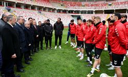 Sivasspor'a Vali ve Başkan'dan Destek Çağrısı