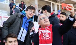 Vali Şimşek Minik Yiğidolar İle