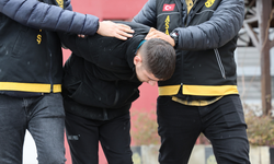 Silahlı Saldırı 3 Kişi Hayatını Kaybetti