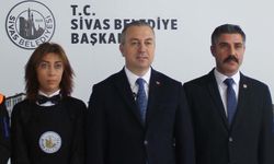 Sivas Belediyesi Emeklilerin Yanında
