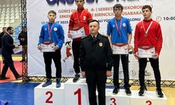 Sivaslı Güreşçilerden Büyük Başarı