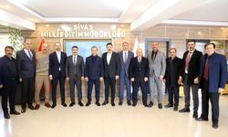 Sivas Vekili Özyürek'ten Müdür Erdoğan'a Ziyaret
