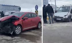 Sivas'ta Üniversite Yerleşkesinde Trafik Kazası