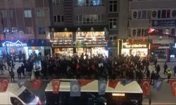 İstasyon Caddesi'nde gece eylemi