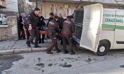 Genç kız annesinin canına kıydı