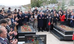 Gazeteci İsmail güneş ve beraberindekiler anıldı